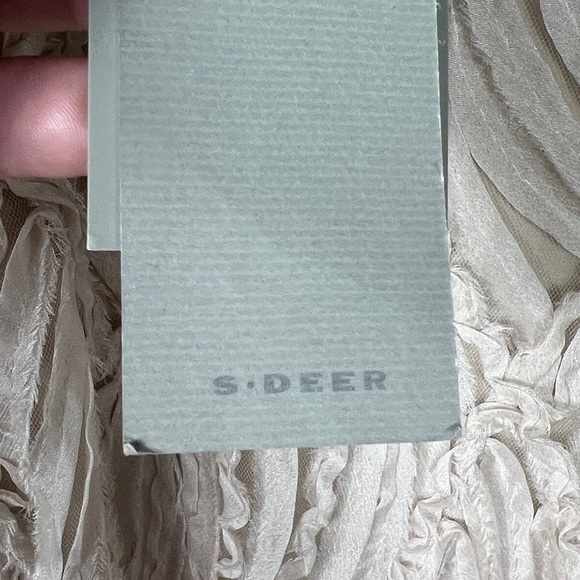 NWT S. Deer Textured Elegant Bell sleeve Blouse Size XL Excellent Condition - Picture 10 of 12